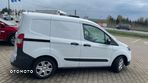 Ford Transit Courier - 4