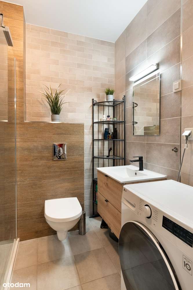 Zadbane, 2 pokoje z osobną kuchnią, duży balkon-9