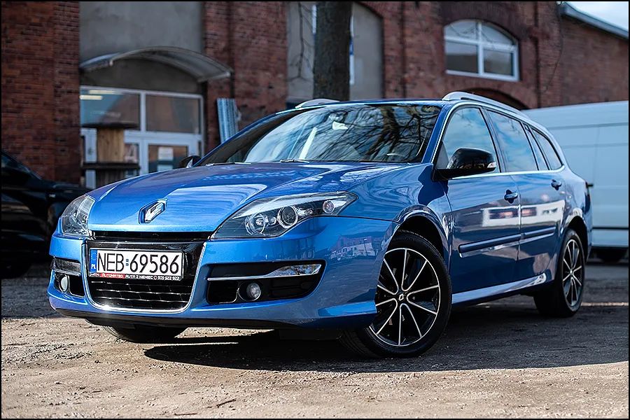 Renault Laguna III (2007-) dCi 110 FAP Sportway 2012
