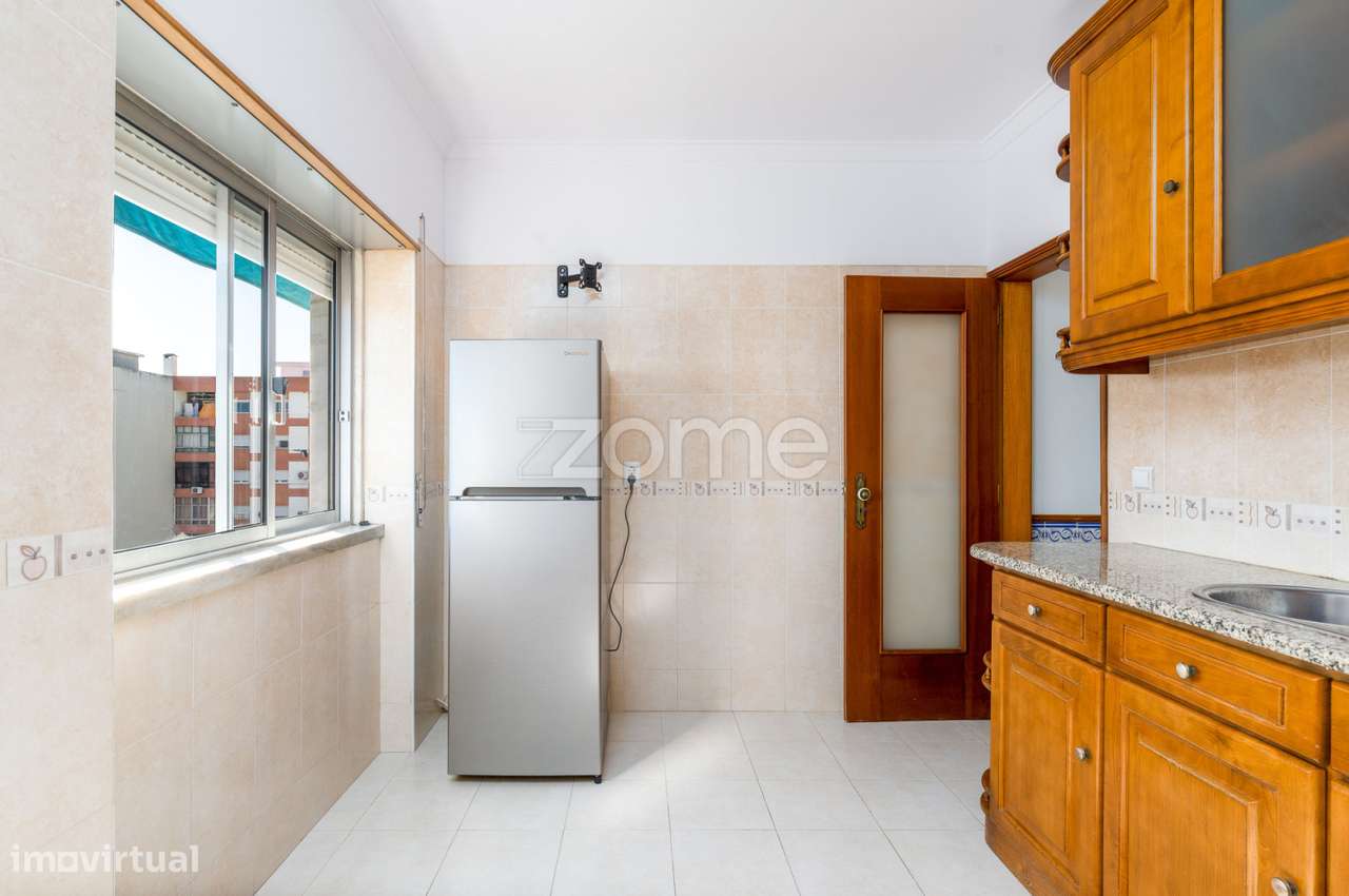 Apartamento T2 em Paivas, Amora-6