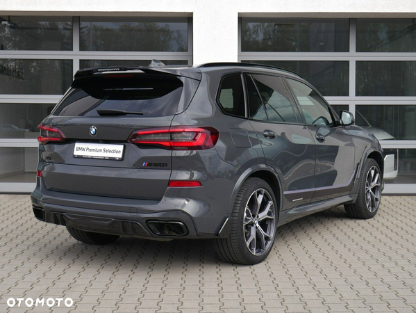 BMW X5 M M50i - 4