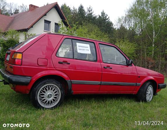 Volkswagen Golf 1.6 GL D - 3