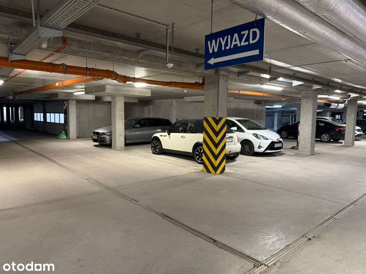 Miejsce Postojowe 18 m²  I Wrocław Centrum-11