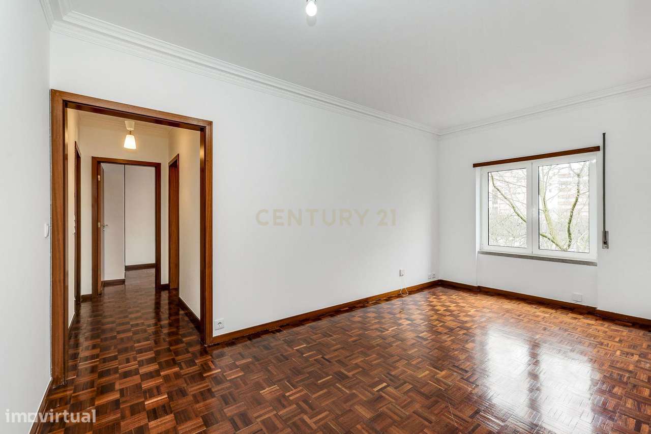 Arrendamento | T2 de 85 m² com Lugar de Garagem e Arrecadação | Telhei - Grande imagem: 2/26