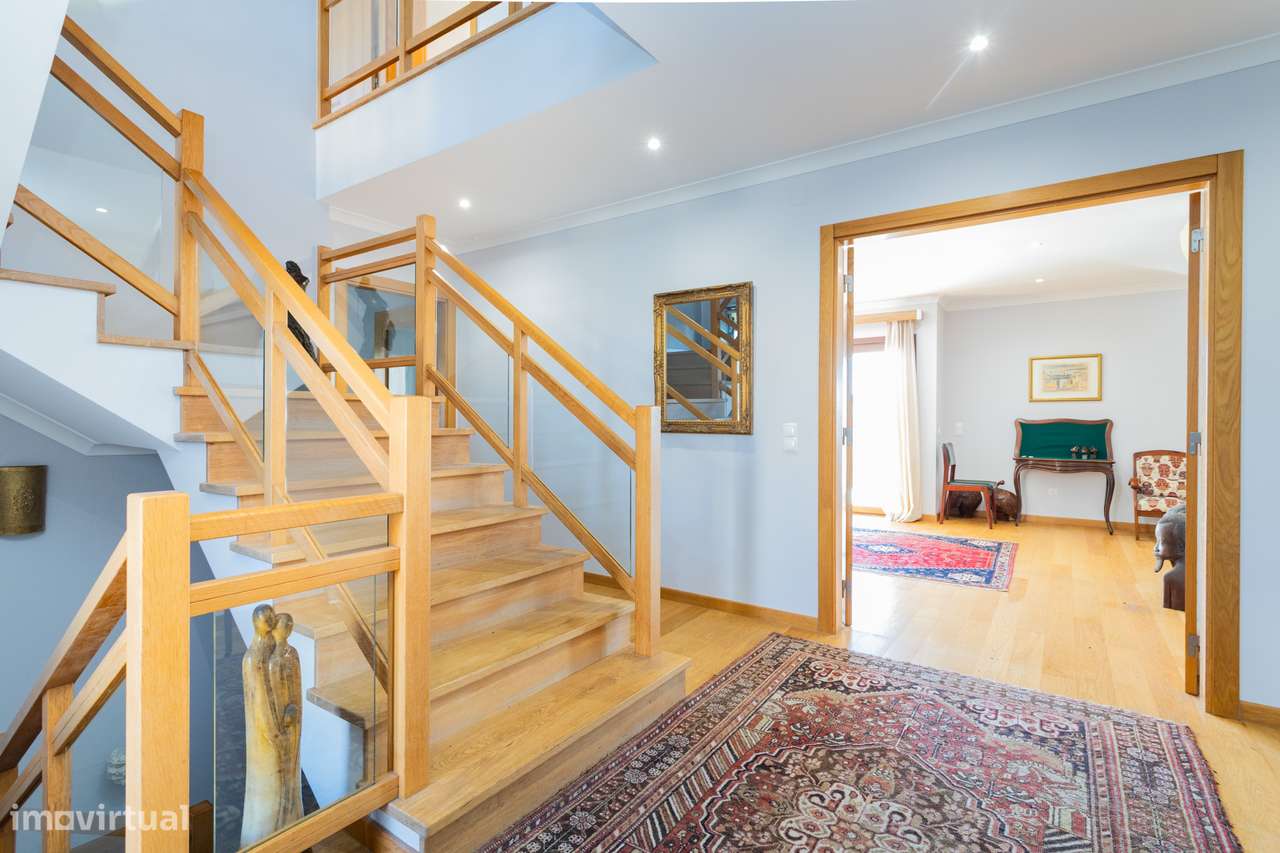 Moradia T5 com piscina – espaço, luz e conforto a 30 minutos de Lisboa - Grande imagem: 3/44