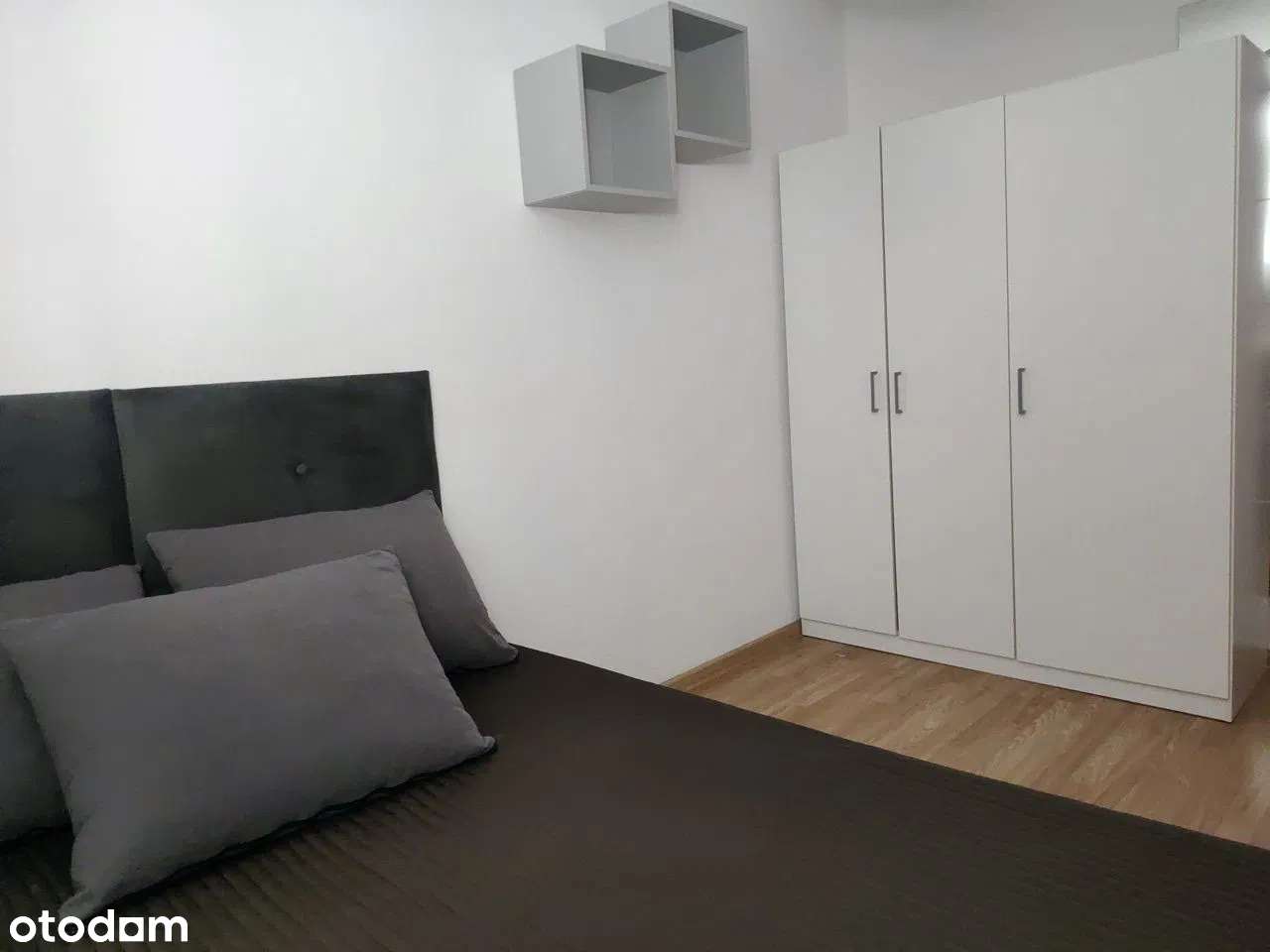 2 pokojowe mieszkanie w sercu Śródmieścia ! Doskonała inwestycja!-2