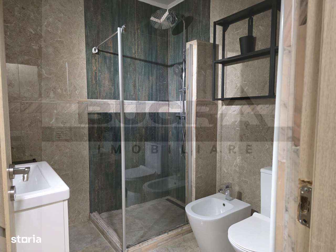 Apartament 2 camere 54mp, parcare, zona VIVO-4