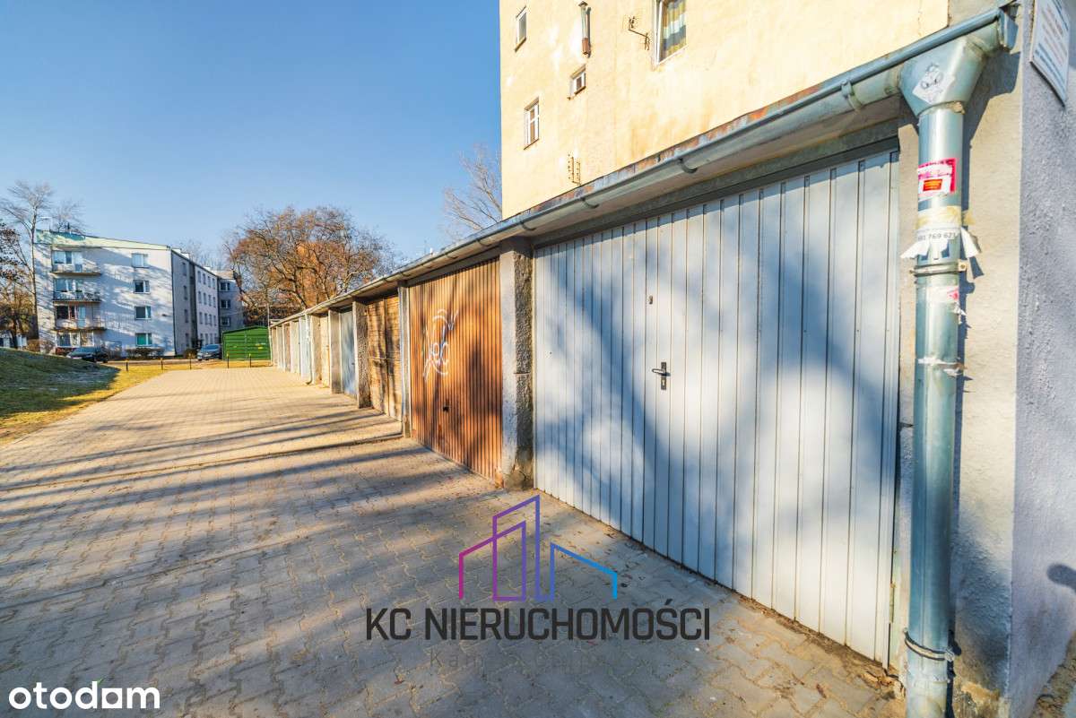 ul. Reja , balkon, ciche,-15