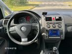 Volkswagen Touran 2.0 TDI DPF Highline - 9