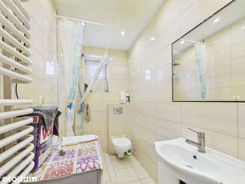 Dom jednorodzinny z pawilonem handlowym-14