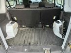 Ford Transit Courier - 14