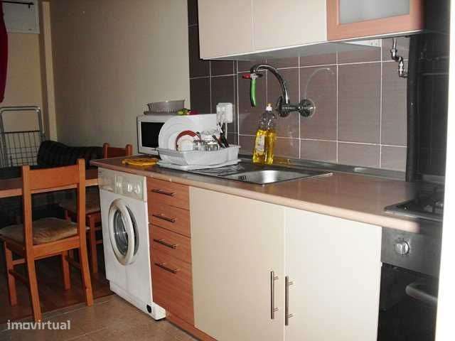 Alugo T1 remodelado em Lisboa, Oeiras, Linda-a-velha - Grande imagem: 4/7