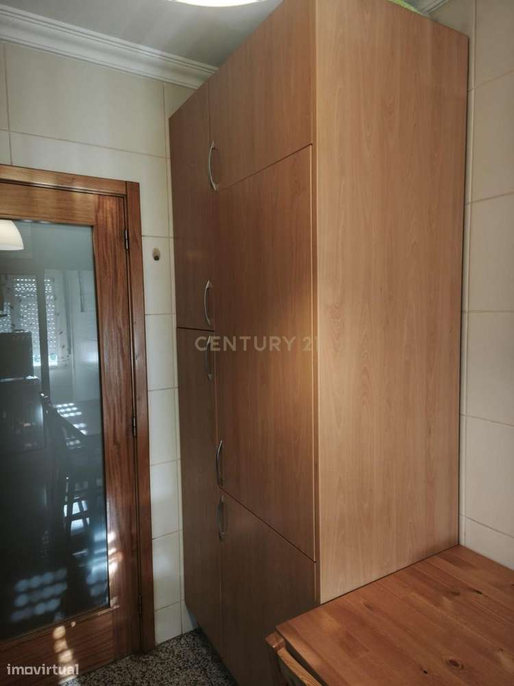 T1 com Garagem — Pronto a Habitar-7