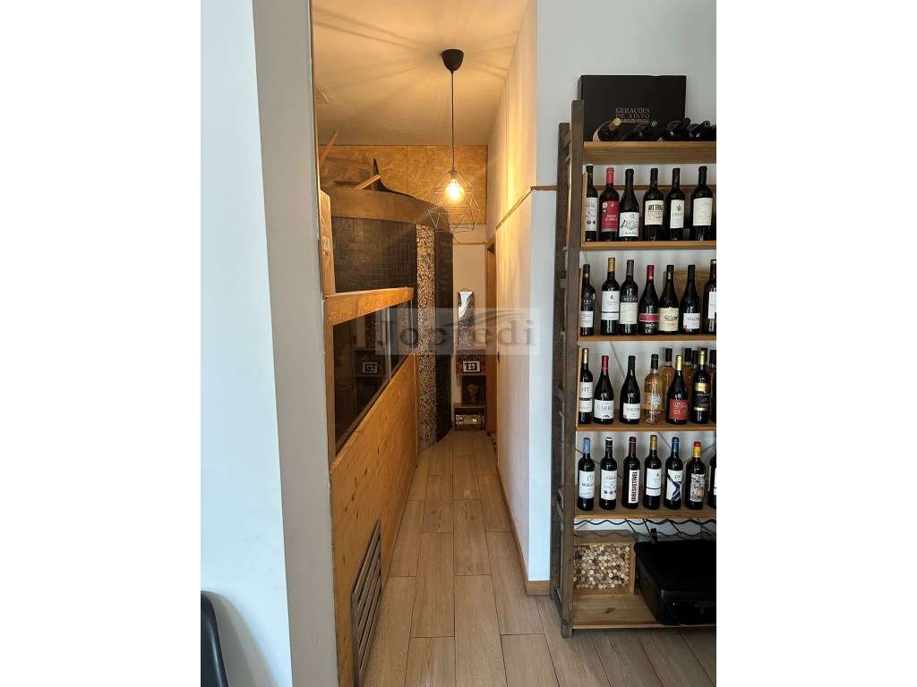 Restaurante/Pizzaria em Carcavelos-9