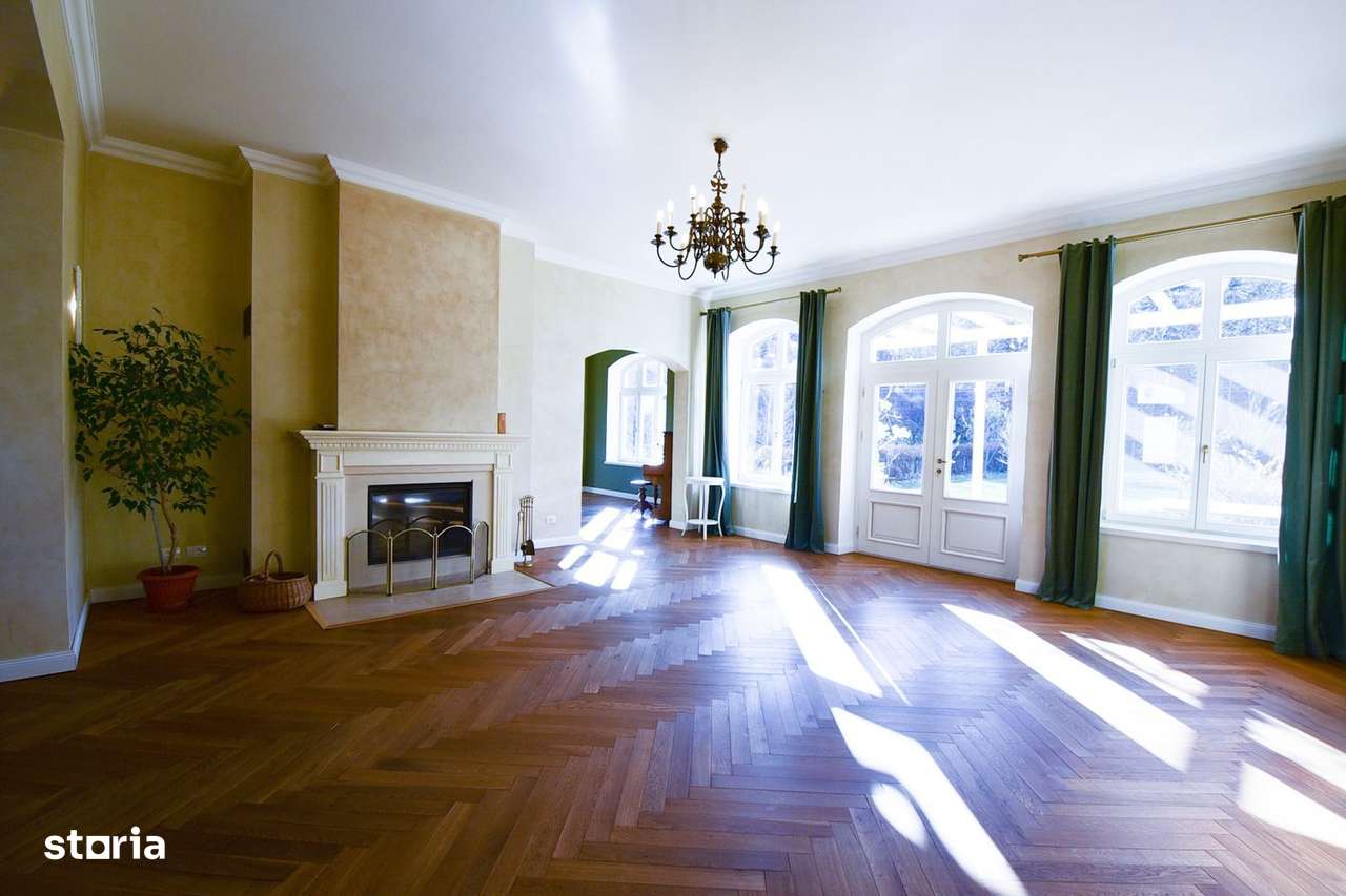 Vila exclusivista cu 7 camere si teren de 2040 mp ,  Padurea Dumbrava - Imagine principală: 2/20