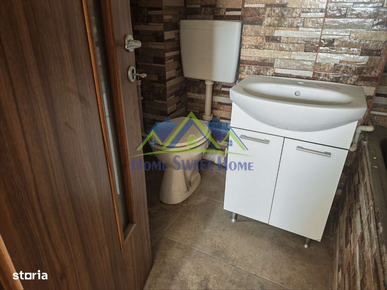 Garsonieră decomandată 25 mp, Hațeg – Str. Nicolae Titulescu, et. 4-5