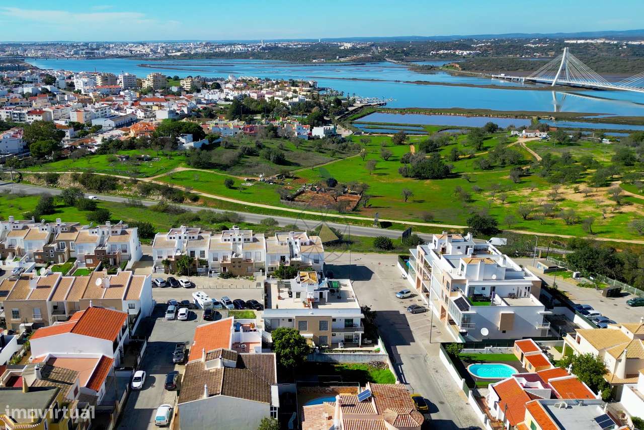 Terreno Urbano para construção moradia unifamiliar T3 em Calvário, Est - Grande imagem: 3/36