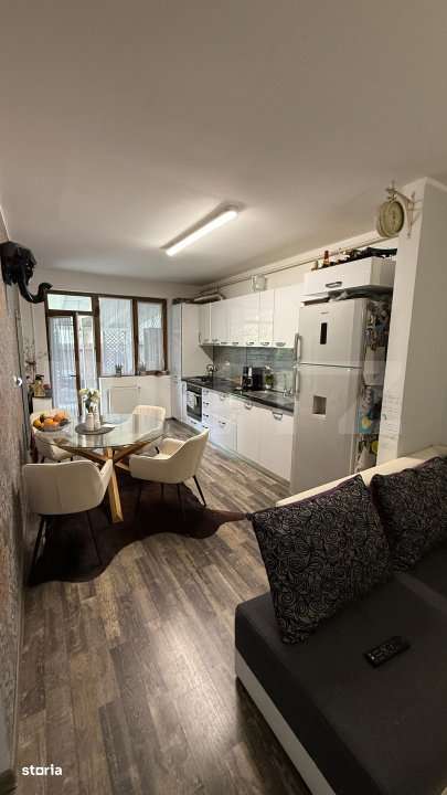 Apartament  3 camere, gradina, 2 locuri de parcare, zona Terra - Imagine principală: 4/12