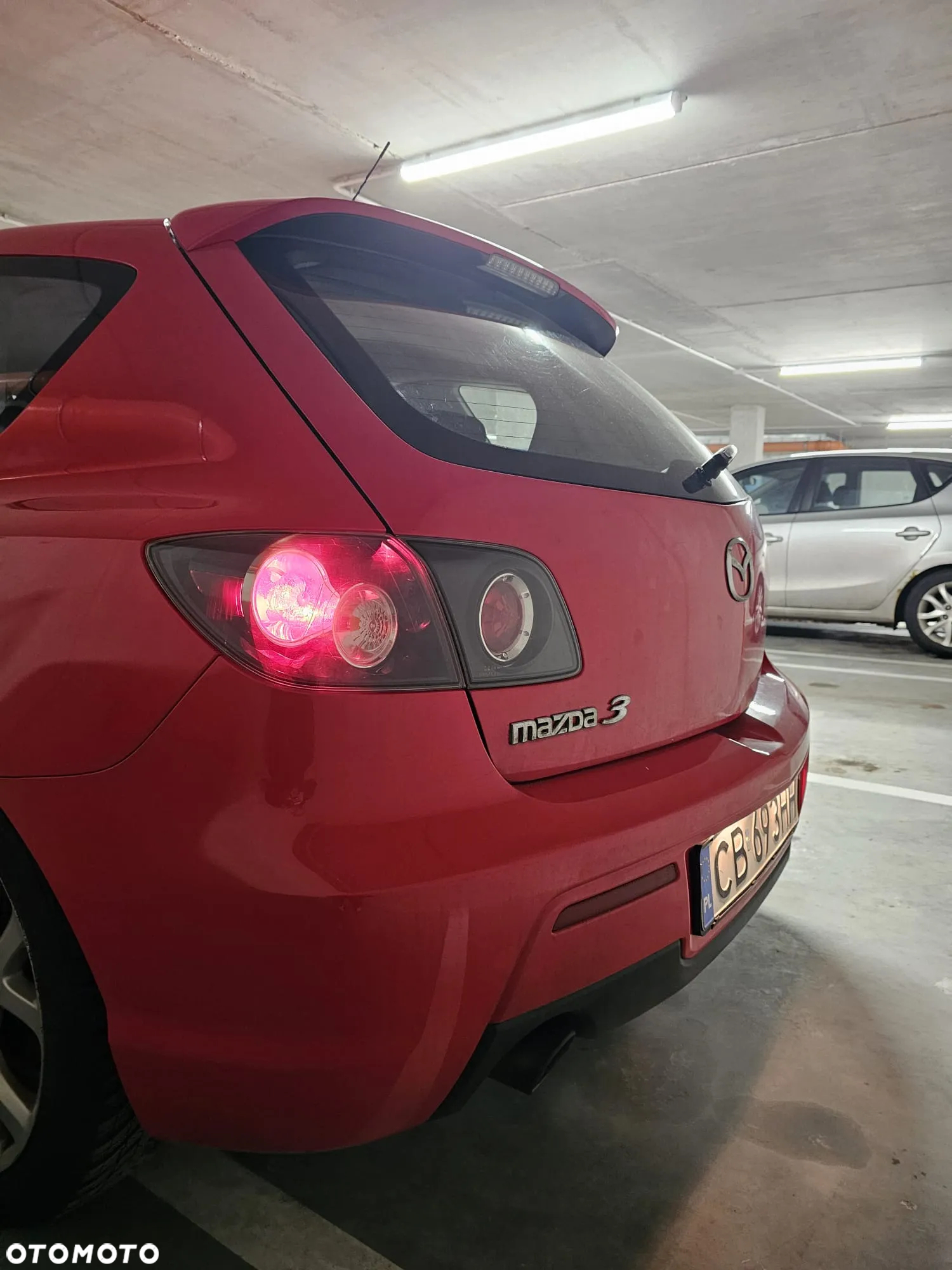 Mazda 3 2.0 Active + - 8