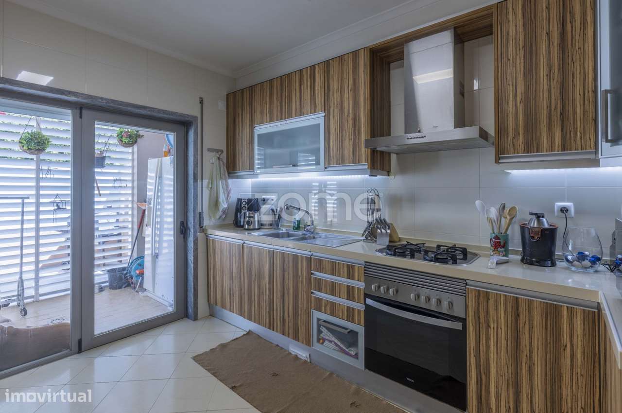 Apartamento T2 em Condomínio-20