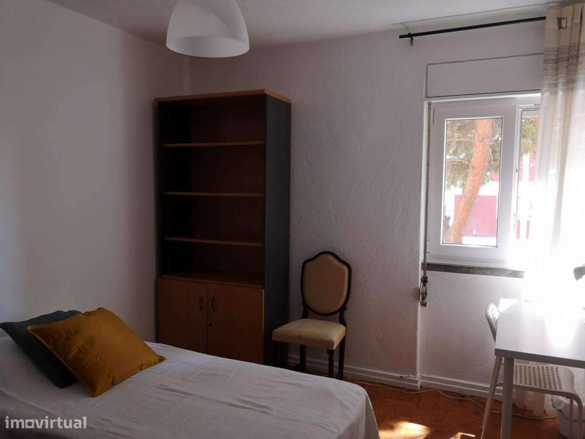 Quarto - localizado em Alvalade Lisbon - Grande imagem: 2/7