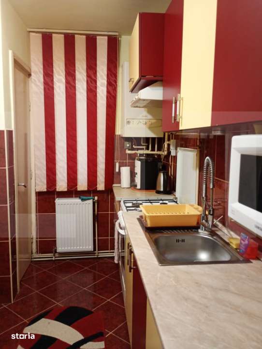 Apartament de vanzare, cu 3 camere, decomandat, 65 mp, cartierul Ciucu - Imagine principală: 5/6