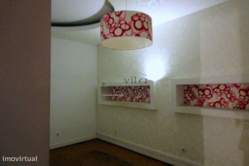 Escritório para Arrendamento | 1.º Piso | Localização Prime  Vila N... - Grande imagem: 4/15