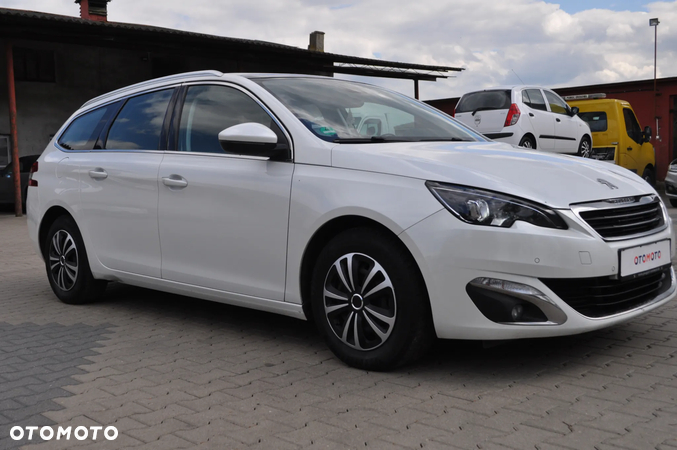 Peugeot 308 BlueHDi FAP 120 Stop&Start GT-Line Edition - 29