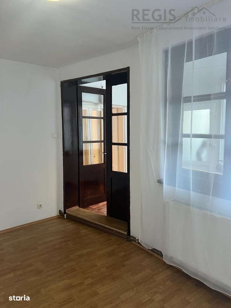 Casa 5 camere Schei Centru Brasov-10