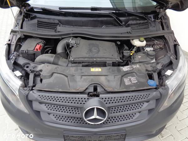 Mercedes-Benz Vito 4matic - 15