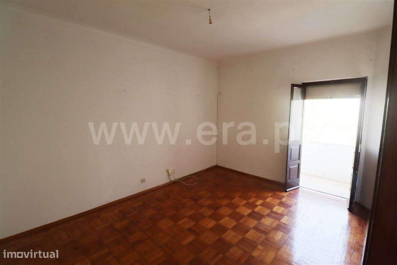 Apartamento T2 de origem; Cruz de Pau-8