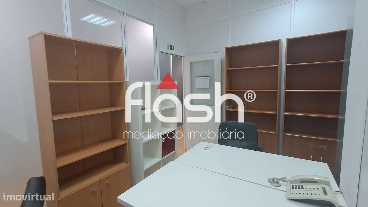 Arrendamento escritório em Linda-a-Velha - Grande imagem: 5/13