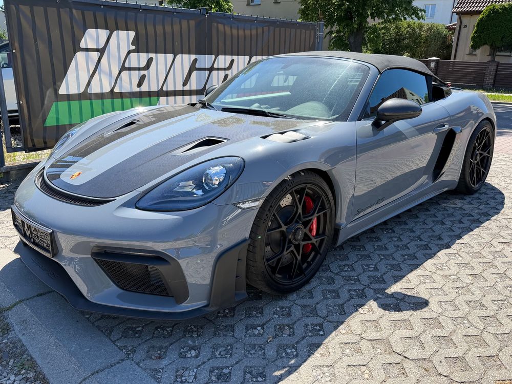 Porsche 718 Spyder RS 2024