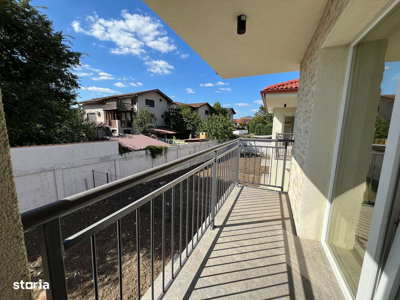 Duplex, 4 Camere, P+1E, 155 mp, 200 mp curte - Imagine principală: 5/14