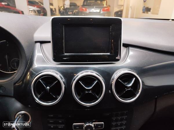 Mercedes-Benz B 180 CDi BlueEfficiency - 11