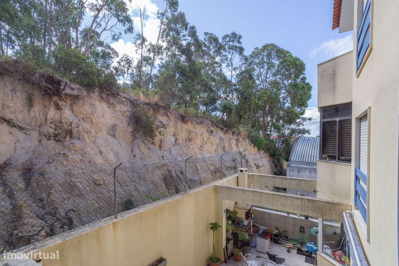 Apartamento T2 Vale Flores-15