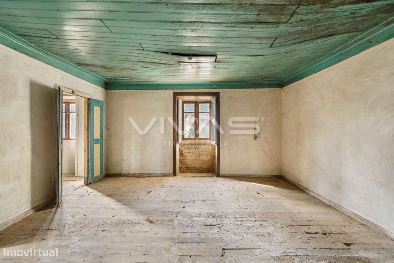 Moradia para Restaurar T0 Venda em Freiriz,Vila Verde-11