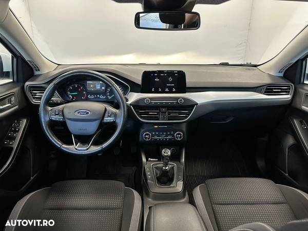 Ford Focus 1.5 EcoBlue Connected - 18