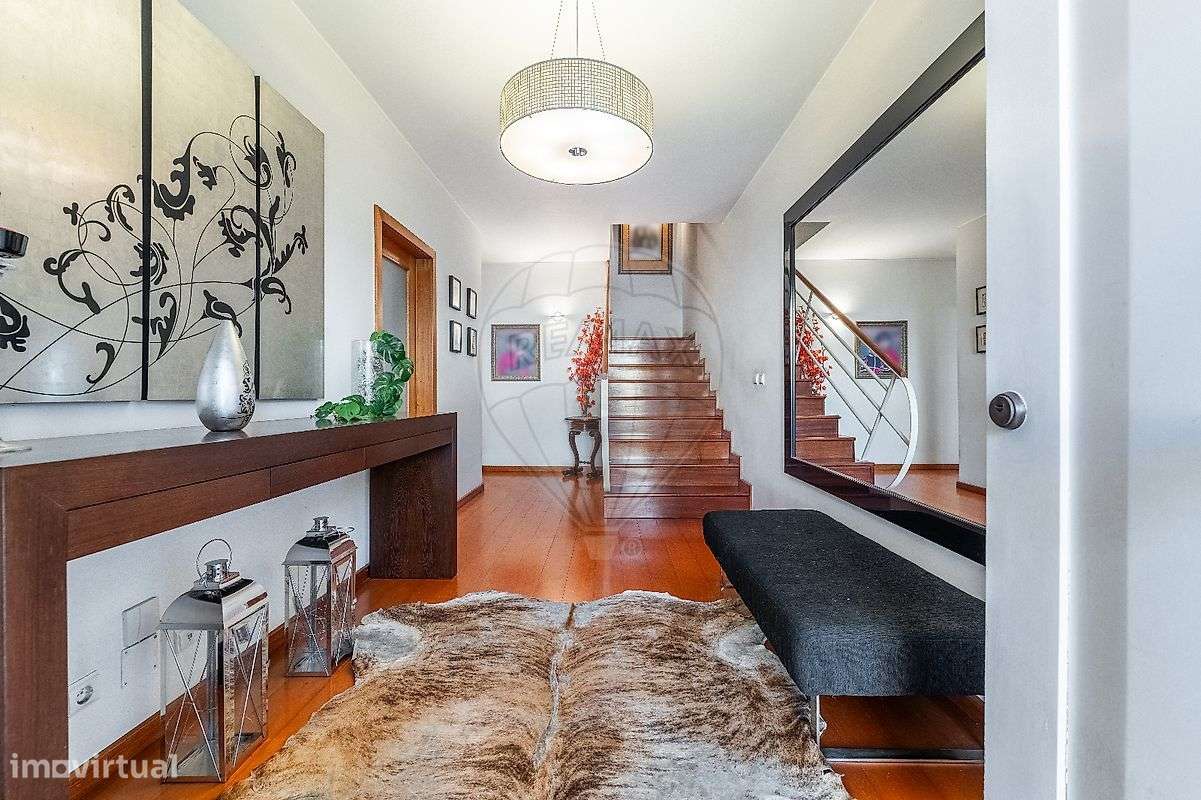 Moradia T3 em Banda em Nogueira - Grande imagem: 4/46