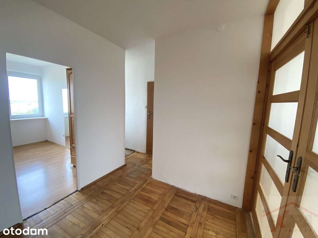 3 widne pokoje, duży hall, balkon-18