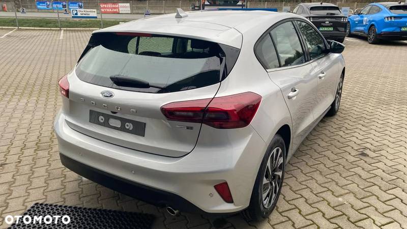 Ford Focus 1.0 EcoBoost mHEV Titanium - 3