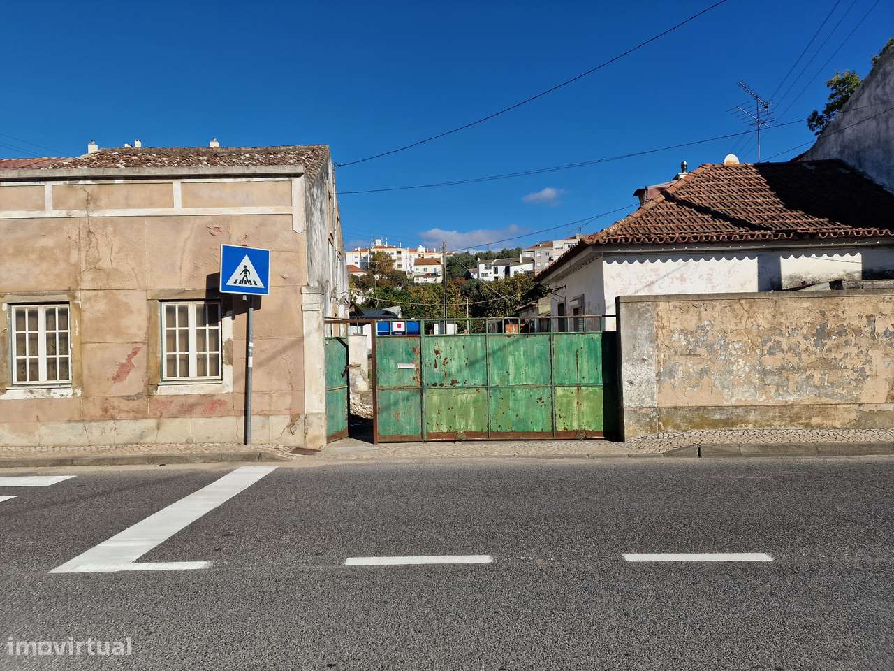 Terreno Misto com Elevado Potencial de Investimento-8