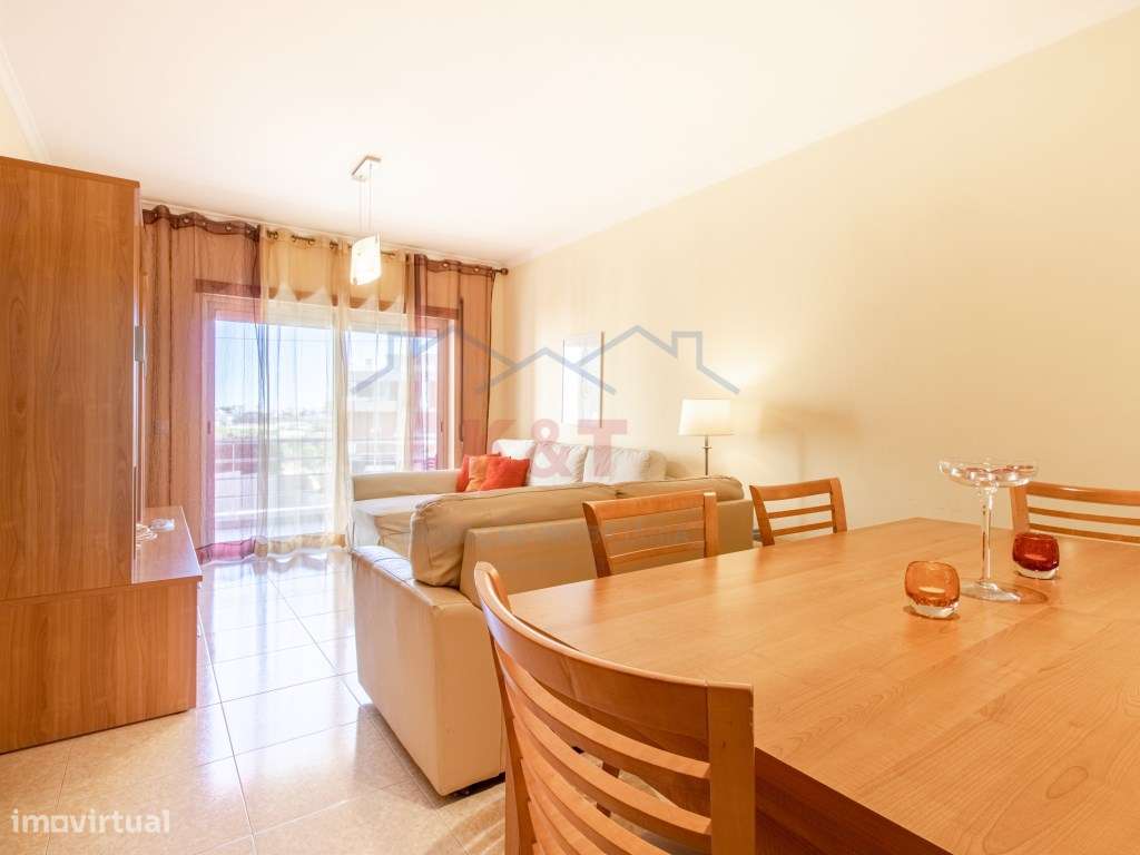 Apartamento T1 com varanda , garagem a 400m do Areal da Praia da Rocha - Grande imagem: 4/17