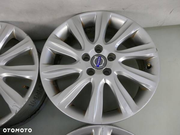 VOLVO V40 II FELGI ALUMINIOWE 7J x 17" - 4