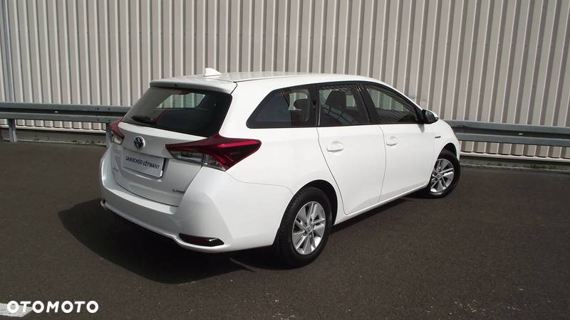 Toyota Auris Hybrid 135 Active - 8