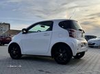 Toyota iQ 1.0 VVT-i - 4