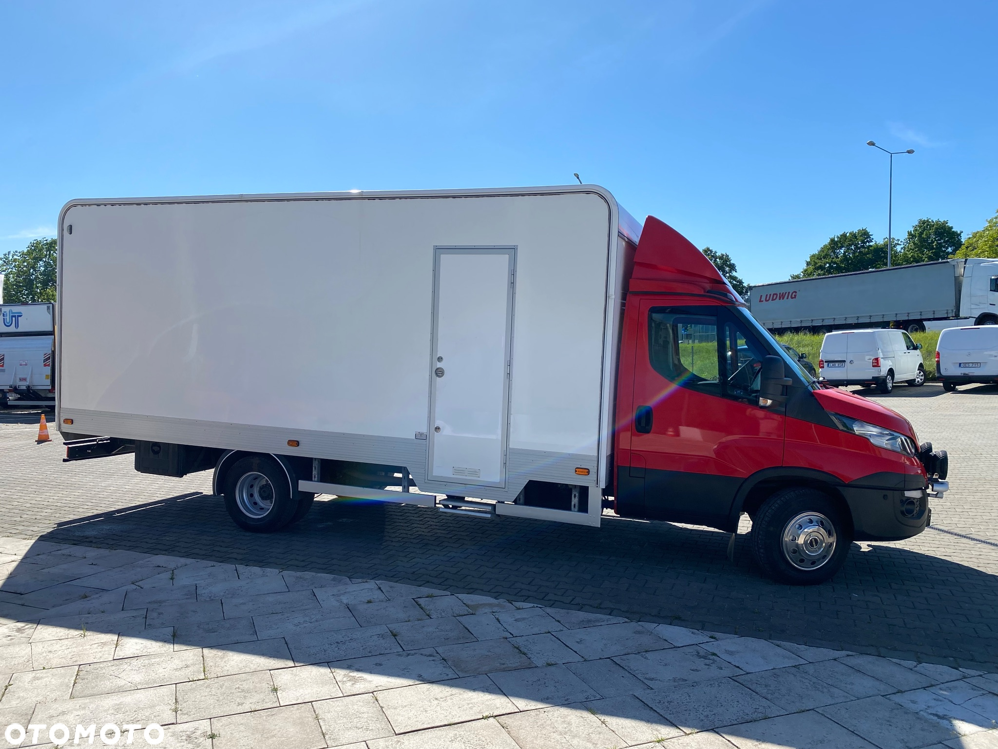 Iveco Daily 70C170 / Warsztat mobilny / Webasto / Przetwornica 230v / EURO VI - 9