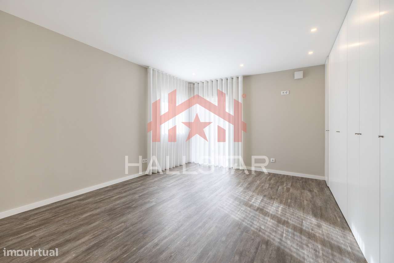 Moradia de Luxo T4 / Lote com 890m² / Marinha Grande-18