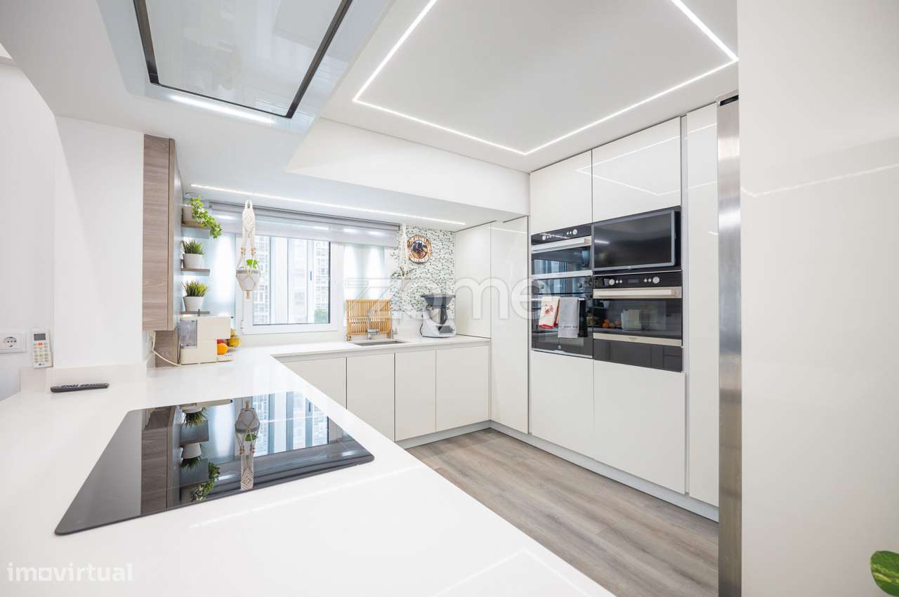 Apartamento T3 Totalmente Remodelado - Grande imagem: 2/19