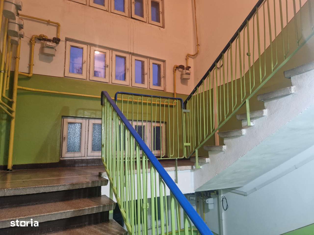 EXCLUSIV- Cafrom Imobiliare - VEST - Apartament 3 Camere de Vanzare-17